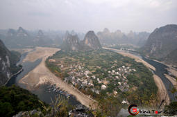 Yangshuo photography-Xingping Section, the Li River and valley in dim light