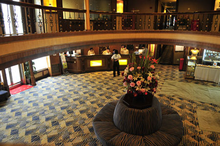 Victorial Express Cruise Lobby