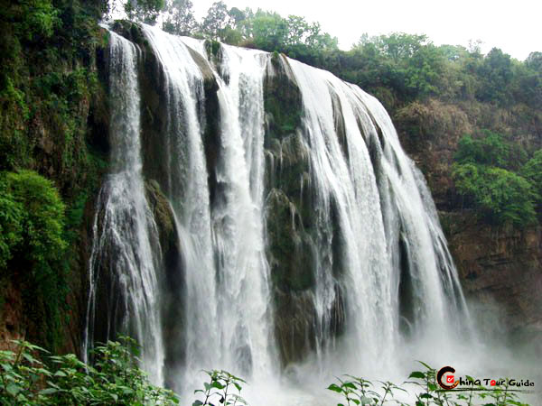 guizhou huangguoshu waterfall