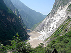 lijiang_Hiking_the_Tiger_Leaping_Gorge