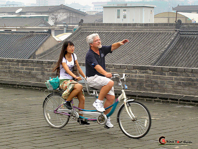 Xian City Wall Cycling