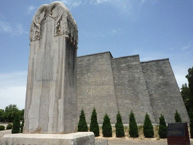 Qianling Mausoleum