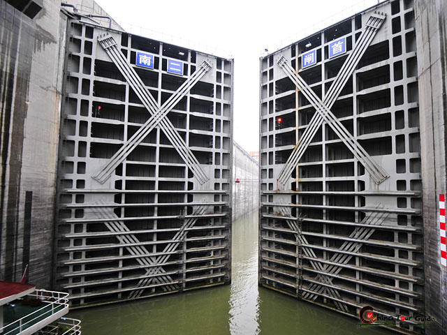 three gorges dam