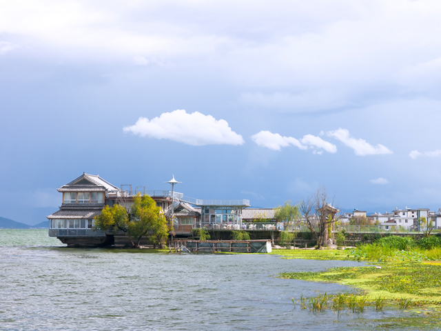 Erhai Lake