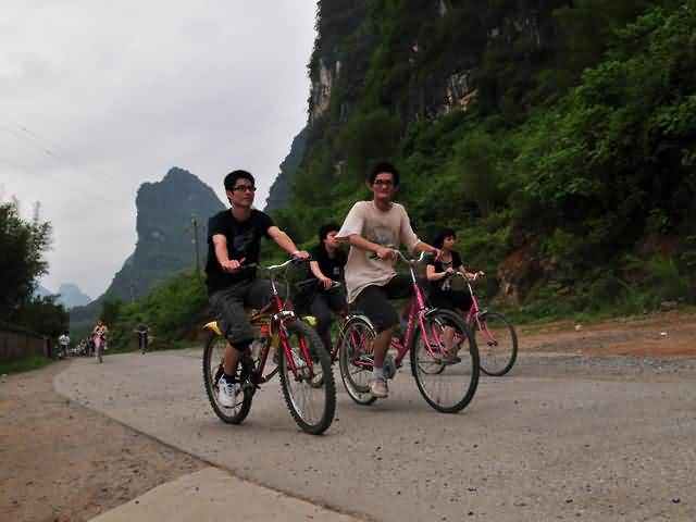 Yangshuo Cycling Excursion
