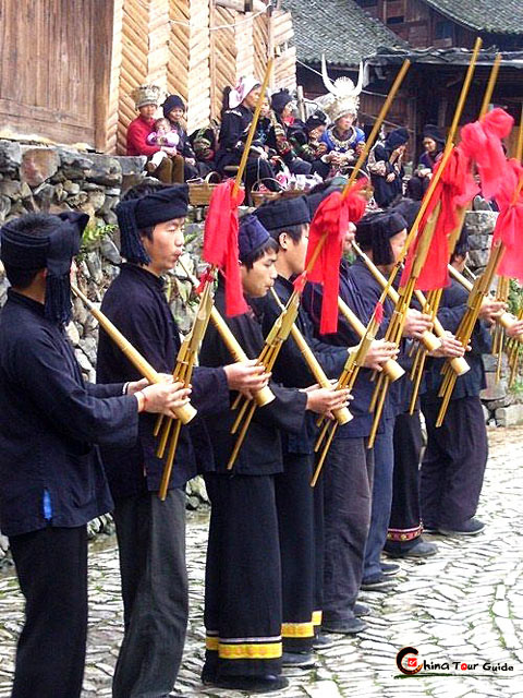 Lusheng Performance Photos  Pictures Guizhou ChinaTourGuide