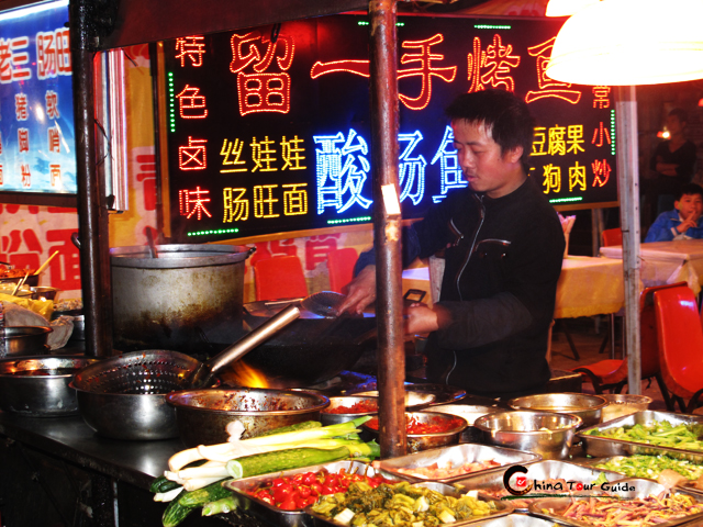 night market in guiyang