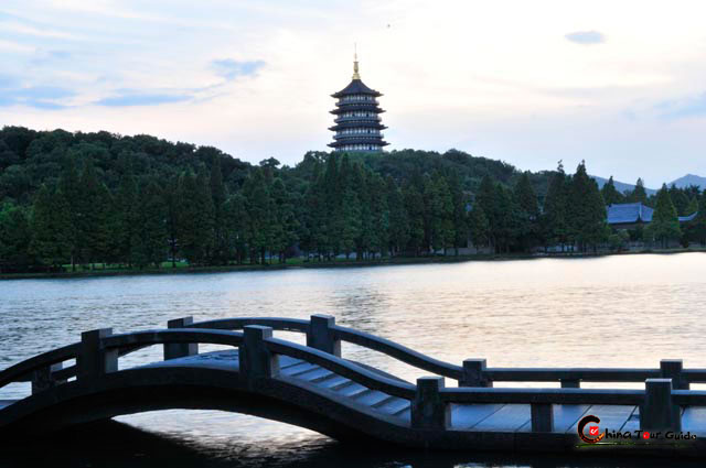 Lei Feng Pagoda