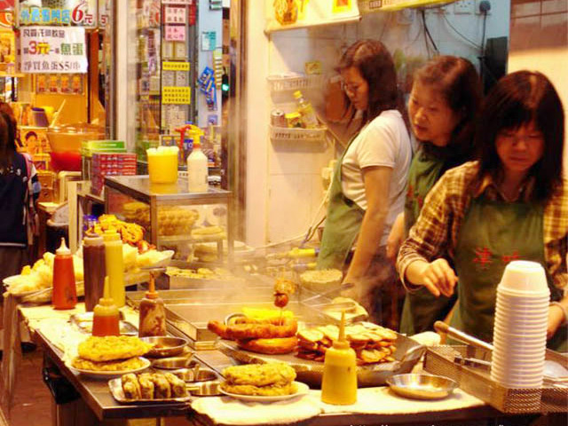 Stands for snacks in Hong Kong