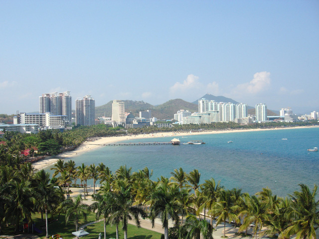 Dadonghai Beach