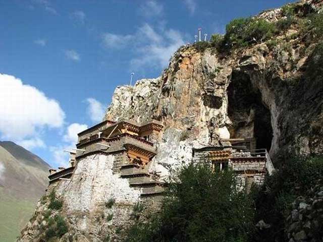 Drak Yerpa Monastery