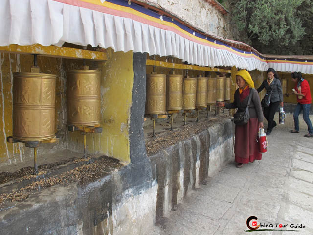 Jokhang Temple Pilgrims