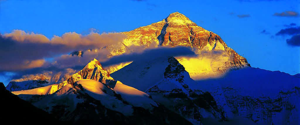 Mt.Everest (Qomolangma)